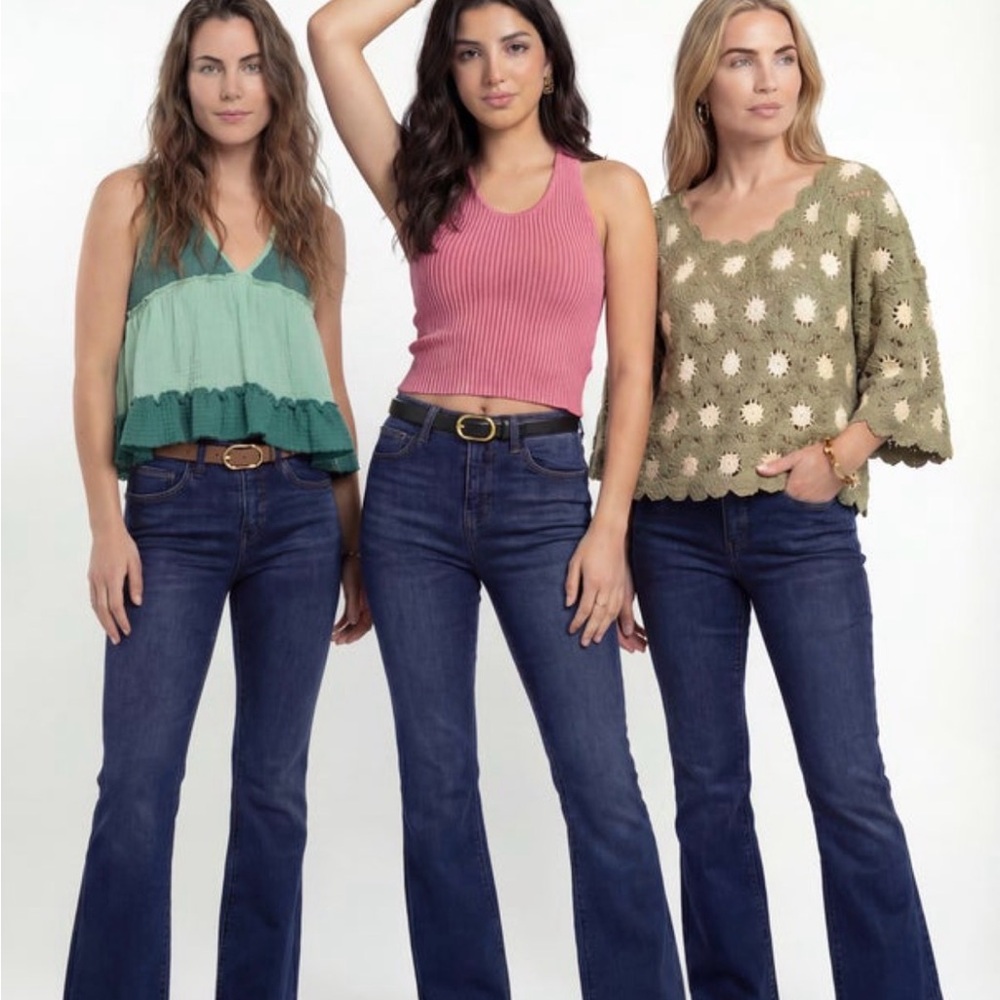 High-Rise Dark Blue Flare Jeans for Women - Classic Stretch